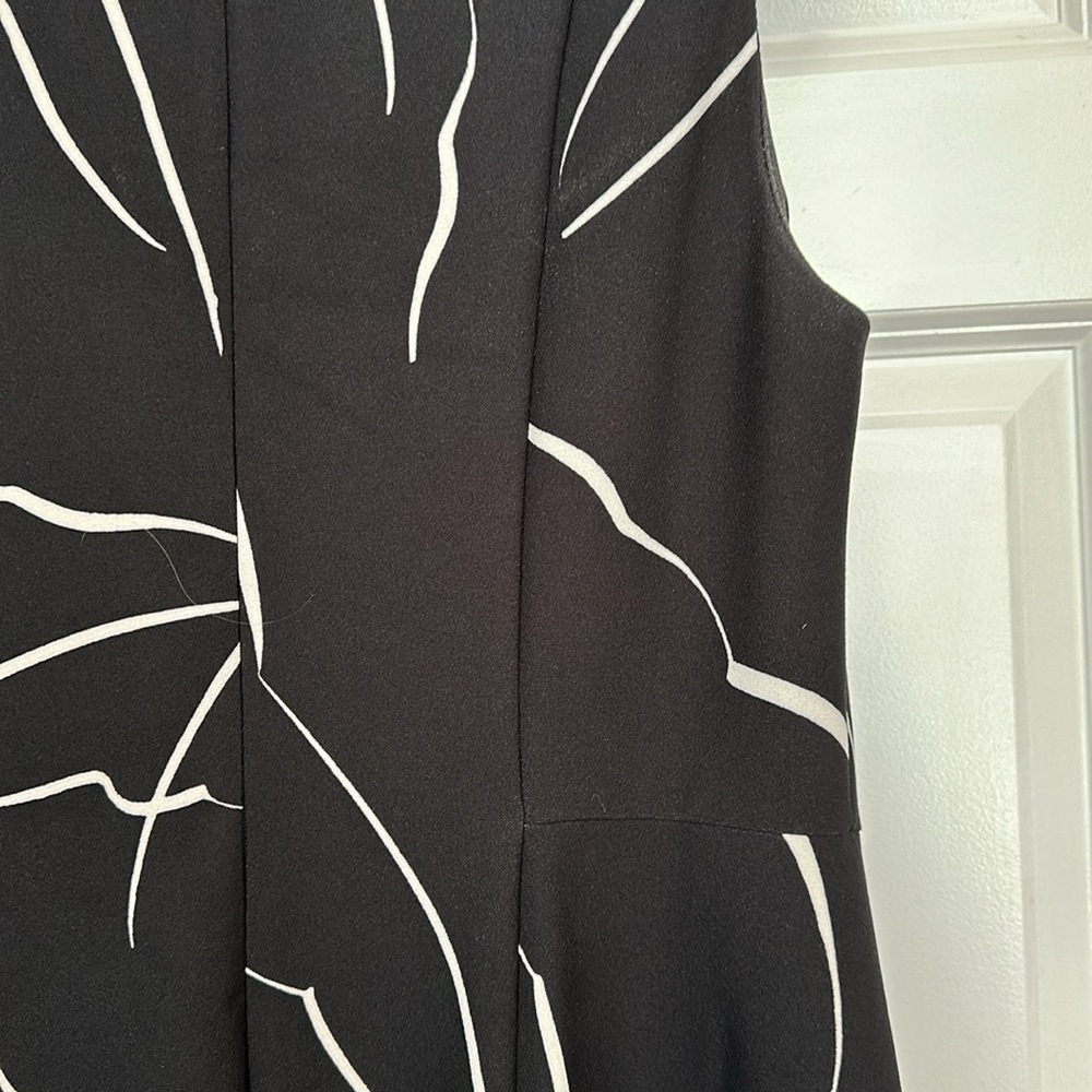 DKNY Sleeveless Black Dress with White Abstract Print - Picture 3 of 7